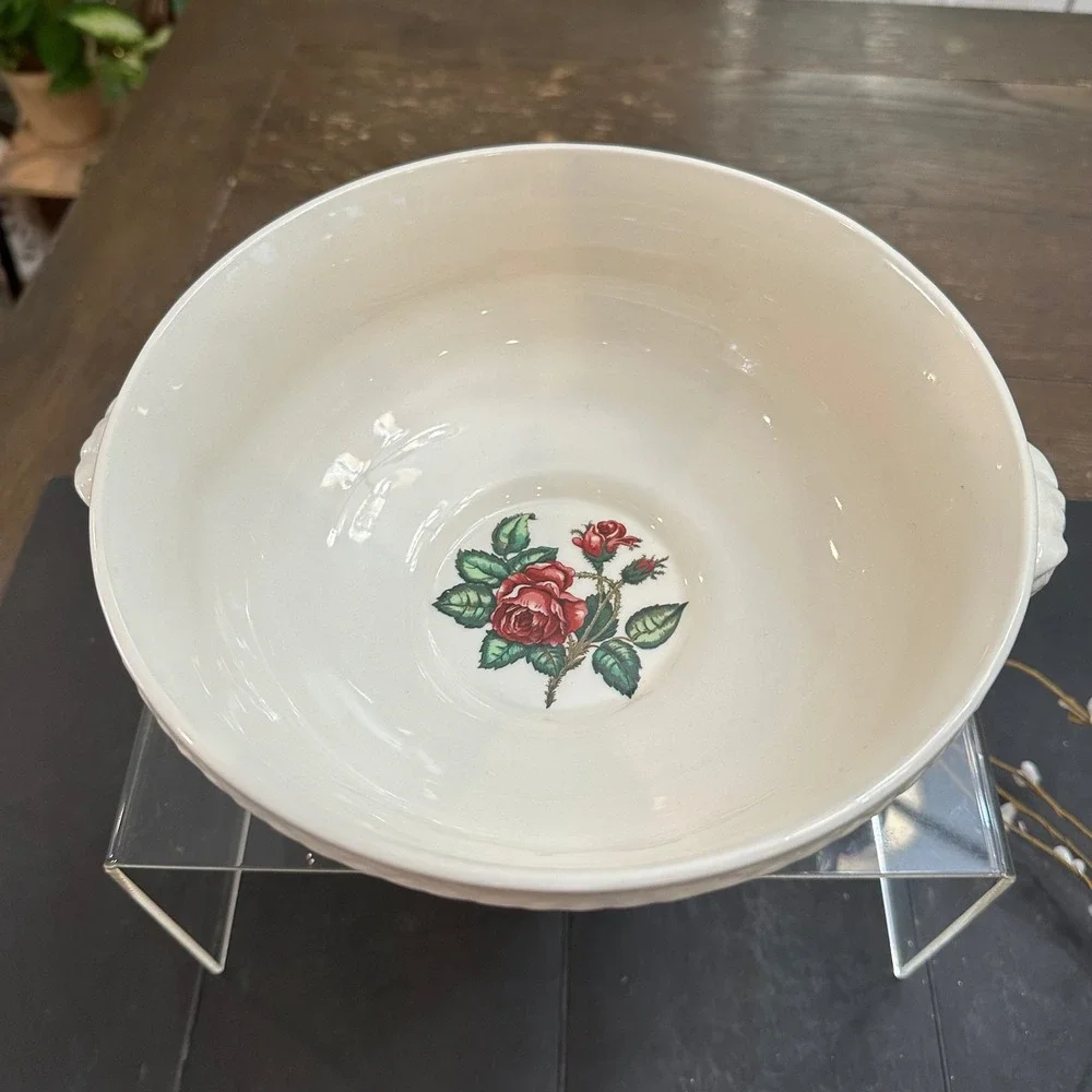 Wedgwood Edme Pedestal Bowl White Vintage Moss Rose Pattern Ram Handles